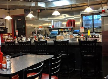 michigan/traverse-city/restaurant/j-s-hamburg-downtown