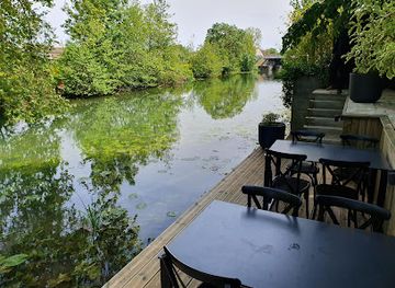 france/marais-poitevin/restaurant/le-boeuf-en-ecailles