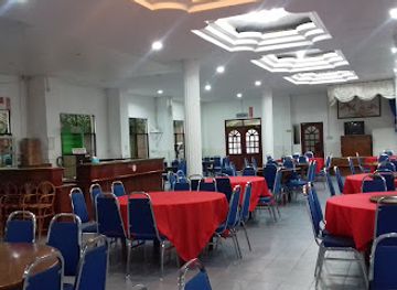 malaysia/borneo/restaurant/mount-borneo-restaurant-serve-no-pork