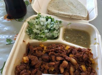 belize/dangriga/restaurant/denny-delights-and-pibil