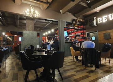 kazakhstan/aktobe/restaurant/revolver-grub-pub