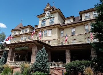 colorado/garden-of-the-gods/restaurant/cliff-house-dining-room