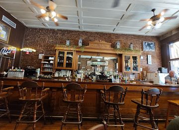 missouri/central-missouri/restaurant/anvil-restaurant-saloon