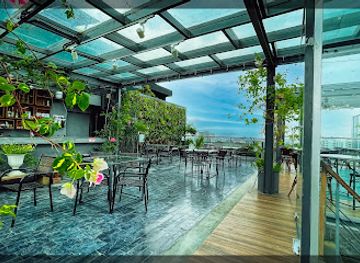 bangladesh/ganges-delta/restaurant/ocaso-skyscape