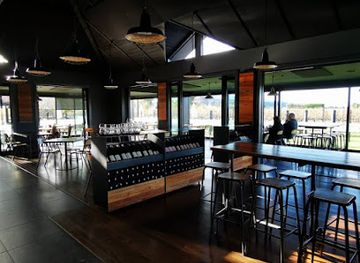 new-zealand/marlborough/restaurant/saint-clair-family-estate-vineyard-kitchen
