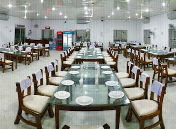 bangladesh/kuakata/restaurant/sea-girl-restaurant