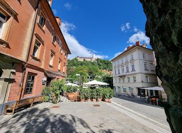 slovenia/ljubljana/restaurant/peti-181-restaurant