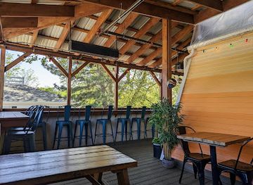 massachusetts/south-shore/restaurant/lenny-s-hideaway