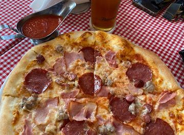 romania/brasov/stupini/restaurant/house-of-pizza