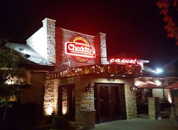 kentucky/mississippi-plateau/restaurant/cheddar-s-scratch-kitchen