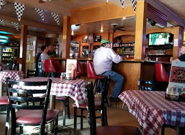iowa/loess-hills/restaurant/denny-s-place