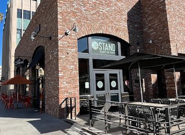 california/pasadena/playhouse-district/restaurant/the-stand-american-classics-redefined