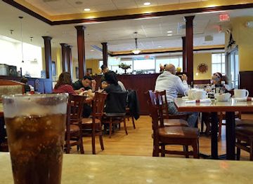 illinois/aurora/restaurant/double-yolk-pancake-house-and-restaurant