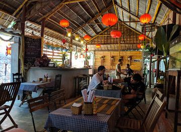 vietnam/hoi-an/cam-thanh-village/restaurant/an-bang-beach-village-restaurant