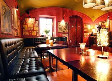 poland/krakow/restaurant/starka-restaurant-vodkas