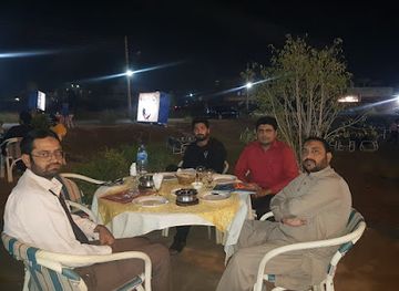 pakistan/northern-punjab/restaurant/dera-haq-bbq-family-restaurant
