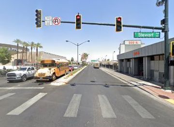 nevada/las-vegas/restaurant/hole-in-the-wall