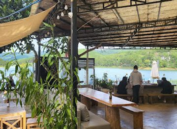 vietnam/dalat/tuyen-lam-lake/restaurant/the-seen-house