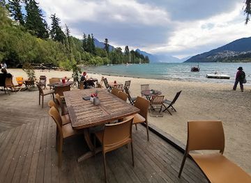 new-zealand/queenstown/restaurant/the-bathhouse