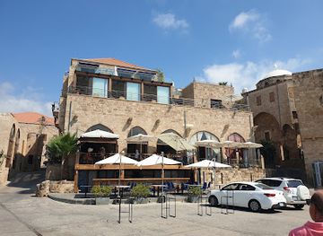 lebanon/batroun-coast/restaurant/bistr-eau