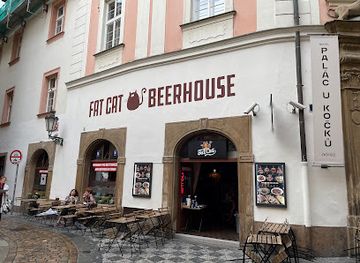 czechia/prague/josefov/restaurant/fat-cat-old-town