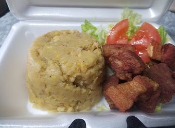 ohio/youngstown/restaurant/little-lou-s-restaurant