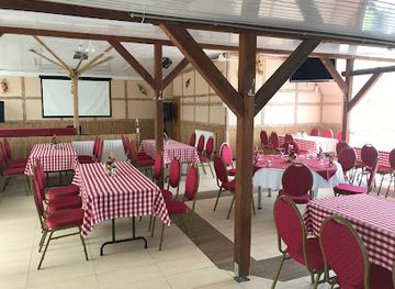 hungary/salgotarjan/restaurant/feszek-vendeglo-es-sorkert