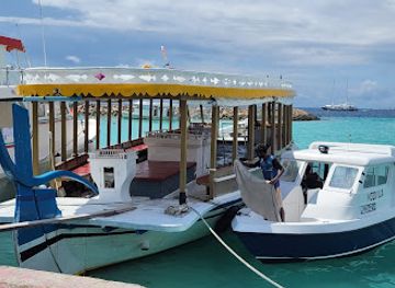 maldives/maafushi-island/restaurant/hiyala-mariyaad-cafe