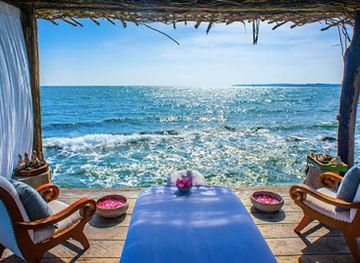 indonesia/makassar/restaurant/romantis-banana