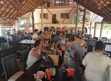 mexico/costa-chica/restaurant/caracol-1