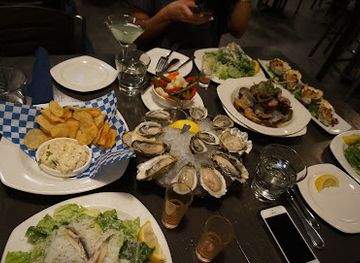 washington/seattle/queen-anne/restaurant/taylor-shellfish-oyster-bar