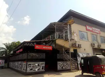 Maya Restaurant & Lounge