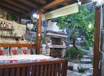 albania/gramsh/restaurant/lorenc-secret-garden-restaurant-bar