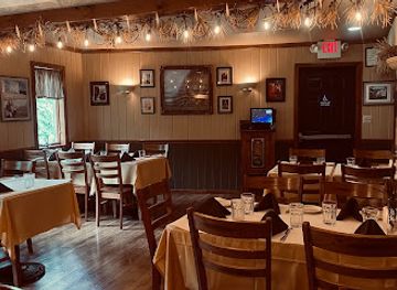 new-york/lake-george/restaurant/bistro-leroux