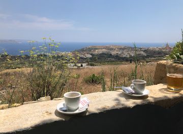 malta/gozo-and-comino/restaurant/fliegu-bar-restaurant