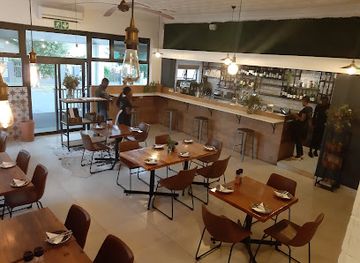 south-africa/east-london/restaurant/jules-on-jarvis