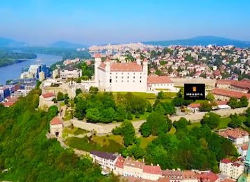 slovakia/bratislava/bratislava-castle-hrad/restaurant/hradna