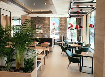 poland/masurian-lake-district/restaurant/kfc-ostroda-mop-s7