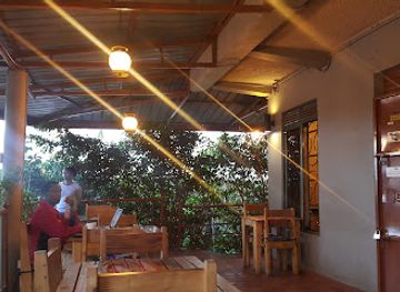 uganda/lango/restaurant/le-pro-cafe