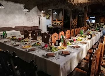 ukraine/lutsk/restaurant/korchma