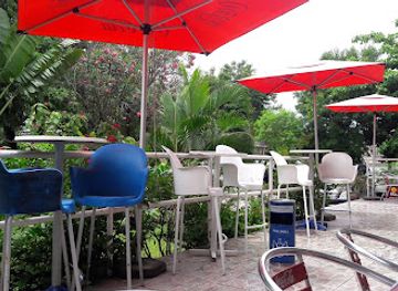 mozambique/sofala-province/restaurant/so-bolos