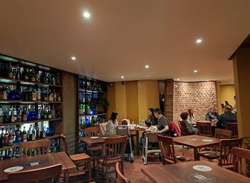 colombia/bogota/chapinero/restaurant/luna
