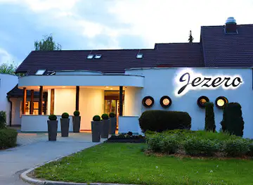 Restaurant Lake