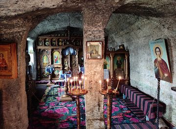 moldova/cave-monastery-in-old-orhei/restaurant/orheiul-vechi-cultural-and-natural-reserve