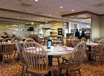 pennsylvania/pennsylvania-dutch-country/restaurant/bird-in-hand-family-restaurant-smorgasbord