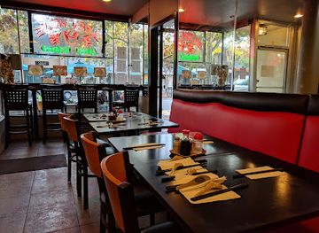 california/mountain-view/restaurant/queen-house