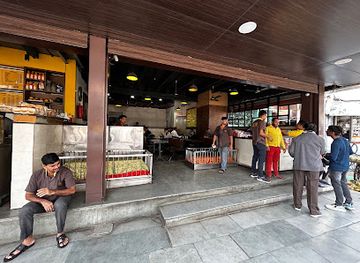 india/gujarat/restaurant/lucky-restaurant