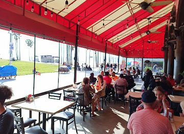 california/venice-beach/restaurant/the-sidewalk-cafe