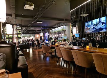 kazakhstan/uralsk/restaurant/dombyra