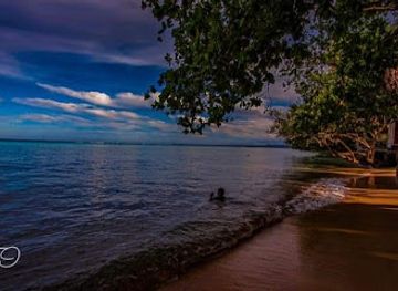 papua-new-guinea/kavieng/restaurant/the-rocks-bar